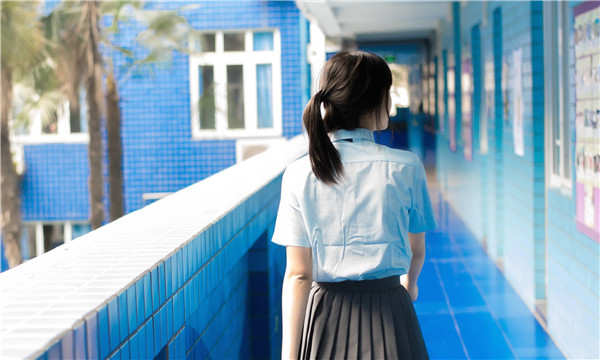 芦山如何找到一个可以帮助我生孩子的女人？